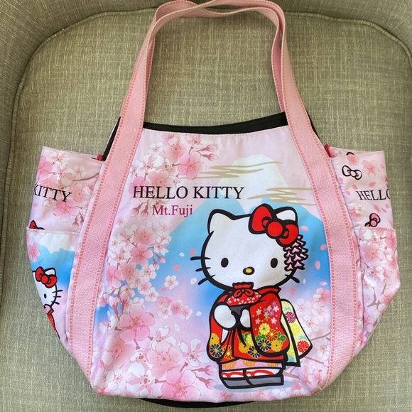 Hello Kitty Mt. Fuji Tote Bag - Beverage Sleeves 2017 - Picture 2 of 16